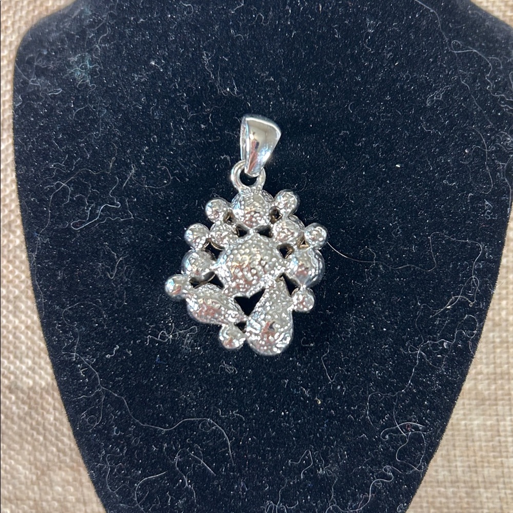 Multicolor Crystal Cluster Pendant Necklace - Women Jewelry - Picture 2 of 3